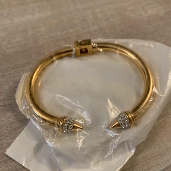 Women’s Bracelet - Picture 7 of 8